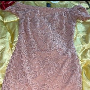 -rue 21 off the shoulder pink lace body con dress